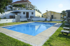 3 bedrooms villa with private pool enclosed garden and wifi at Amarante